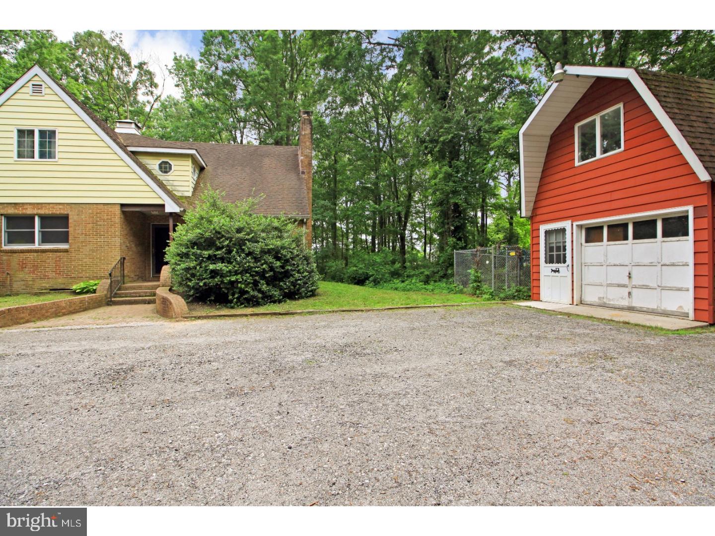 50 Beagle Club Road Pilesgrove, NJ 08098 - Photo 24 of 25 Garage