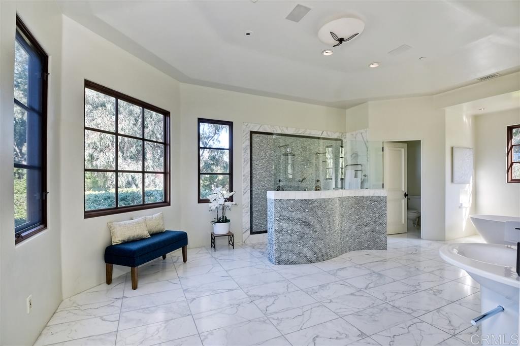 5168 Linea Del Cielo Rancho Santa Fe, CA 92067 - Photo 16 of 25 Gallery Image 16