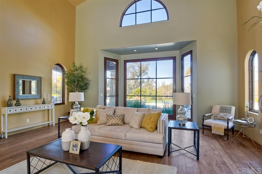 5168 Linea Del Cielo Rancho Santa Fe, CA 92067 - Photo 4 of 25 Gallery Image 4