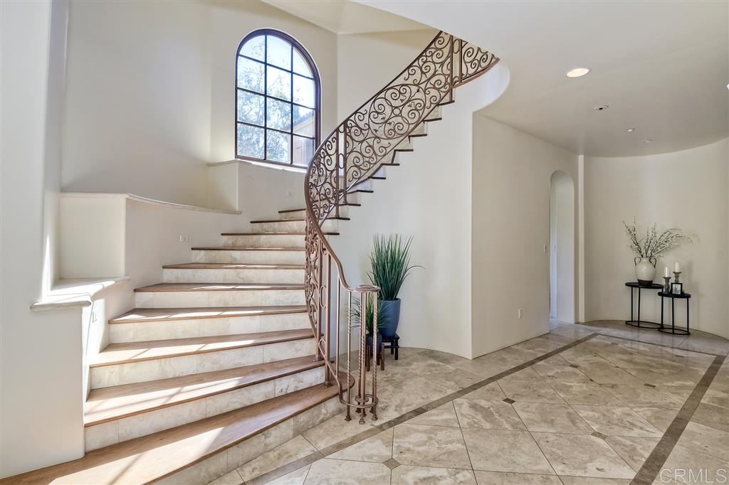 5168 Linea Del Cielo Rancho Santa Fe, CA 92067 - Photo 8 of 25 Gallery Image 8