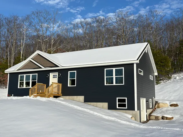 $470,000 | 12 Hillside Drive, Raymond, ME 04071