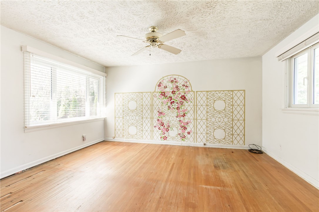 245 South Winton Road Rochester, NY 14610 - Photo 22 of 35