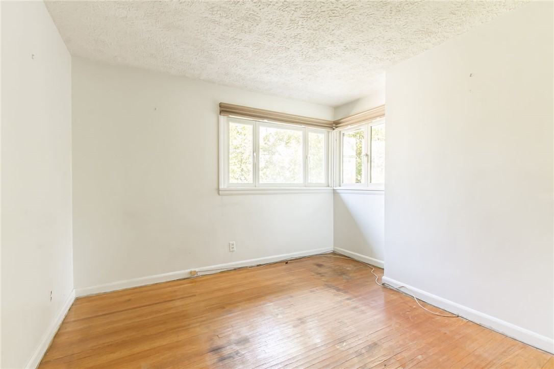 245 South Winton Road Rochester, NY 14610 - Photo 24 of 35