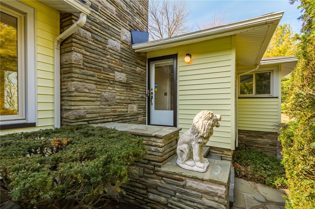 245 South Winton Road Rochester, NY 14610 - Photo 5 of 35