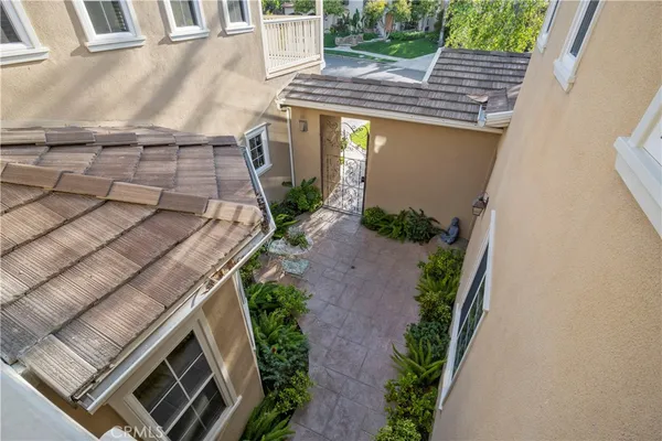 $1,729,999 | 27018 Woodlands Drive, Valencia, CA 91355