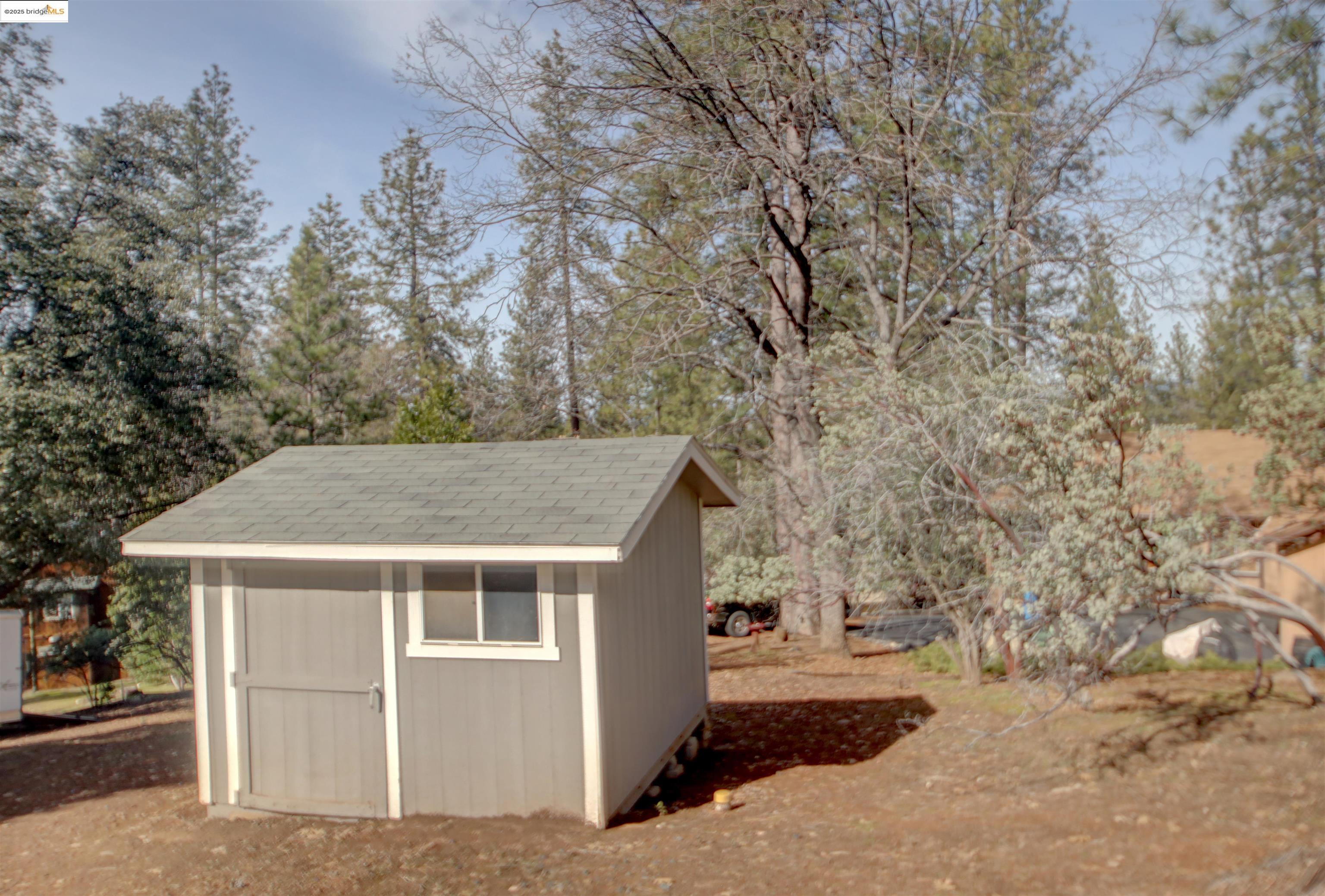 19710 Butler Way Groveland, CA 95321 - Photo 28 of 35