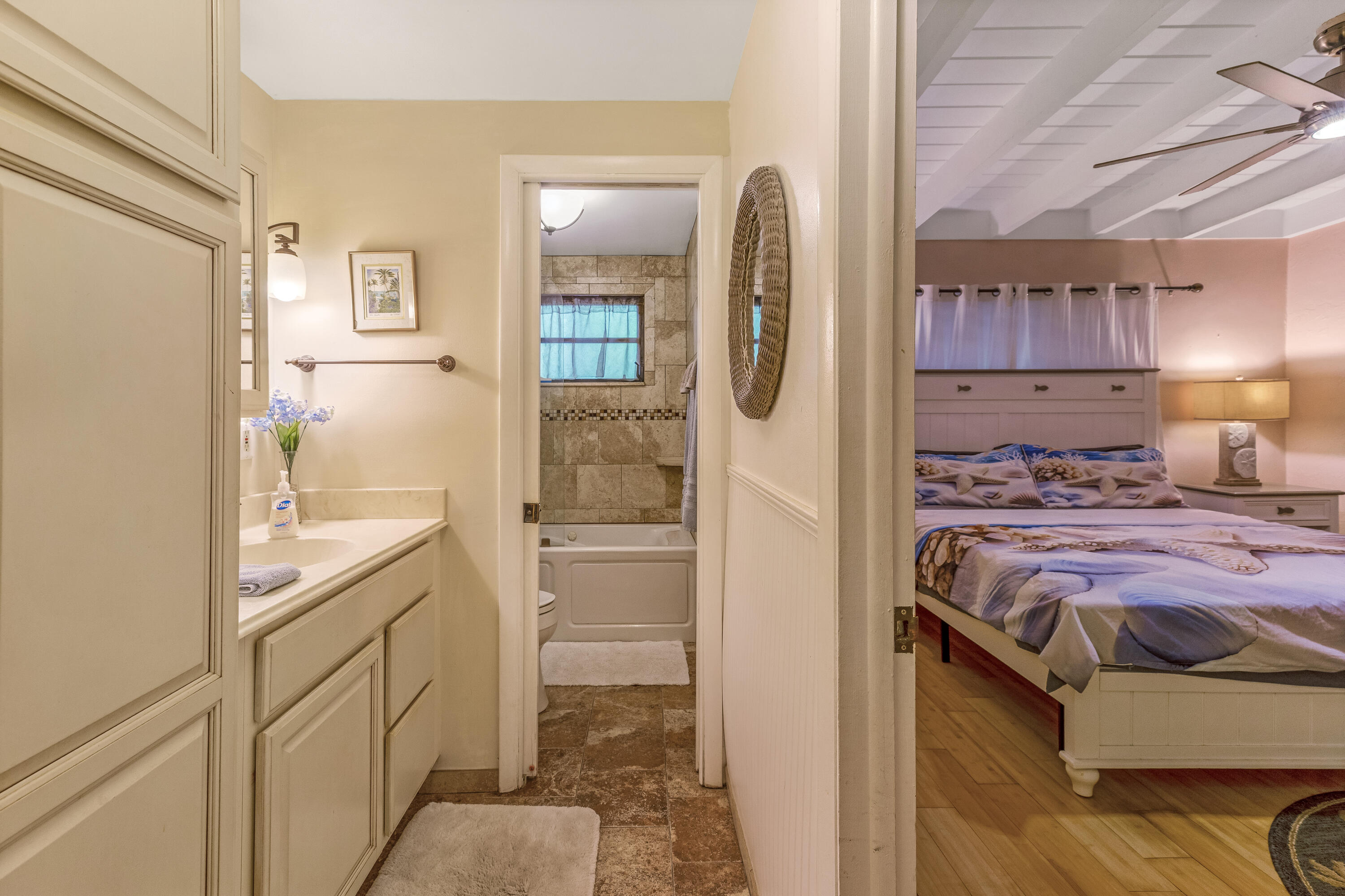 440 11th Street Key Colony Beach, FL 33051 - Photo 39 of 45 3M4A3553