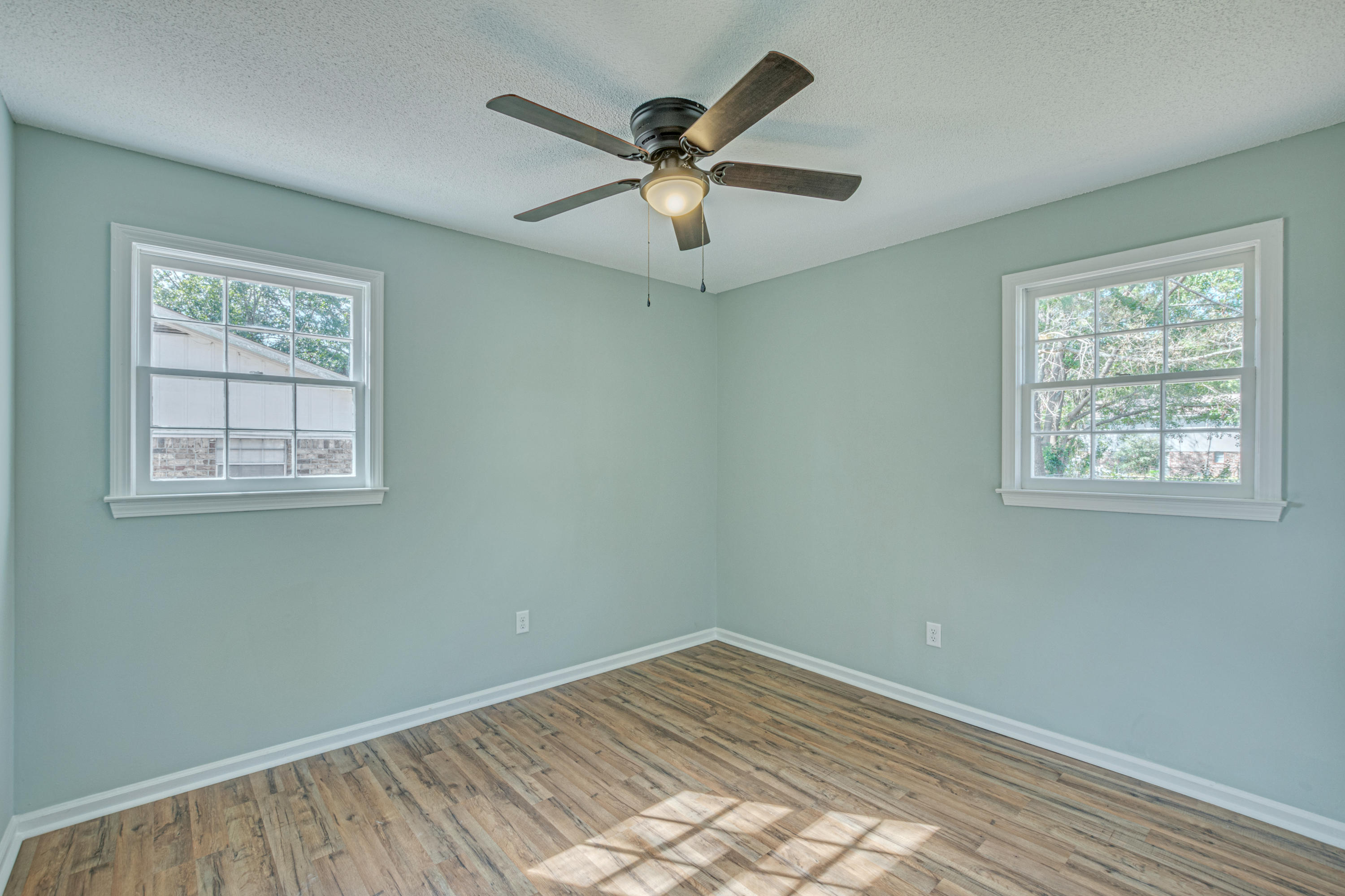 104 English Road Summerville, SC 29483 - Photo 16 of 20 3