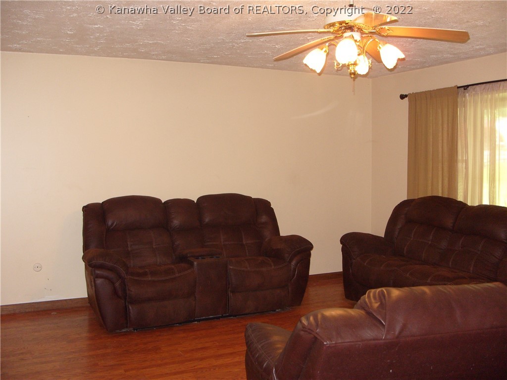 8 DeepWater Station Road Deep Water, WV 25057 - Photo 9 of 50 Gallery Image 9