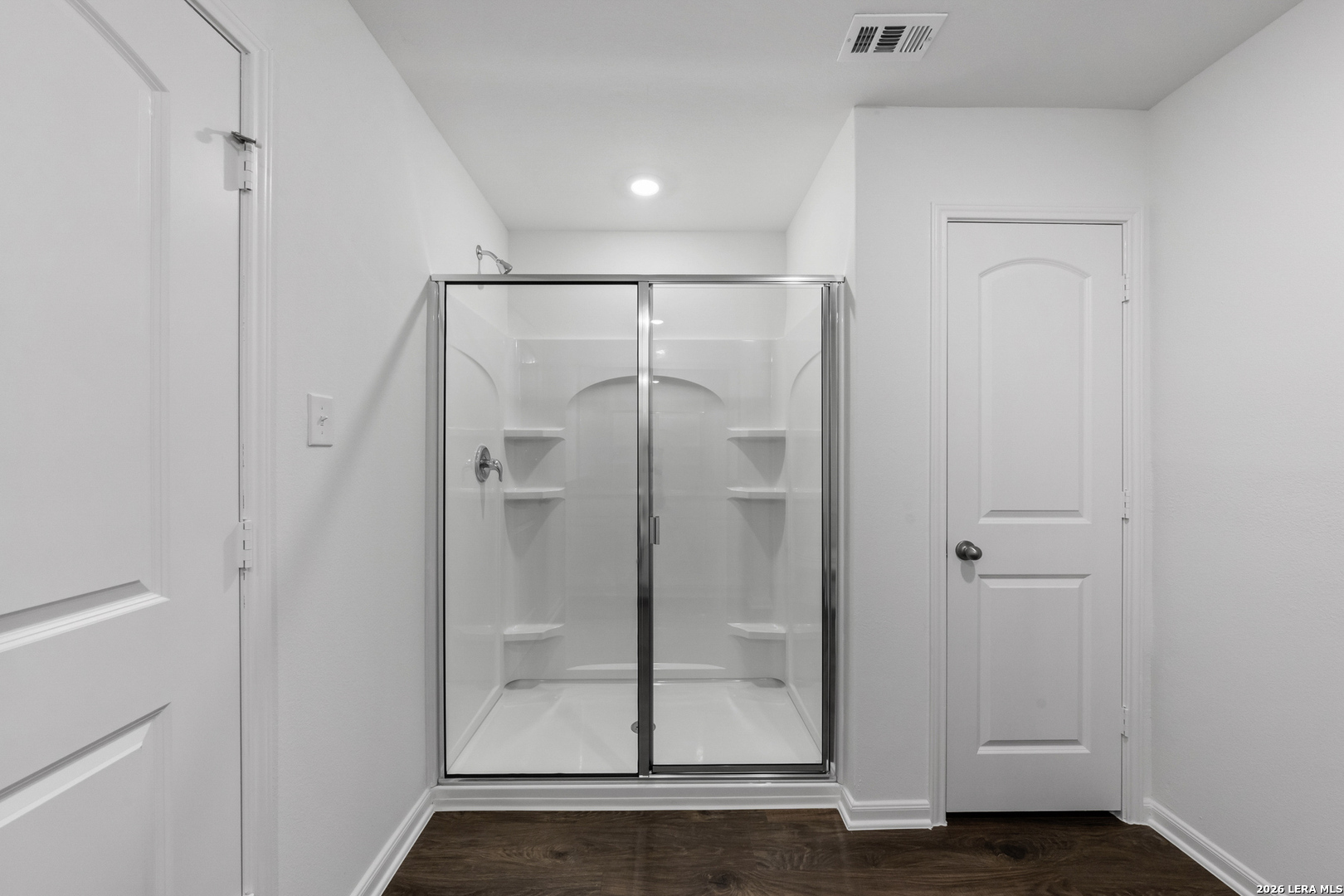 16112 Farmer Lytle, TX 78052 - Photo 14 of 28