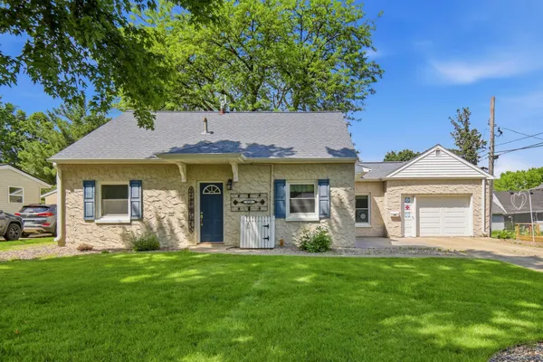 $239,900 | 618 East University Street, Owatonna, MN 55060