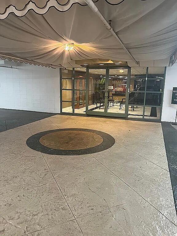 1 7th Street, Unit 1105 Augusta, GA 30901 - Photo 17 of 28 Portico