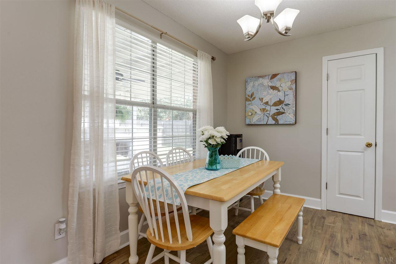874 Ridge View Drive Pensacola, FL 32514 - Photo 11 of 40 Gallery Image 11