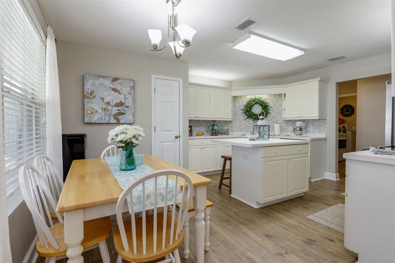 874 Ridge View Drive Pensacola, FL 32514 - Photo 12 of 40 Gallery Image 12