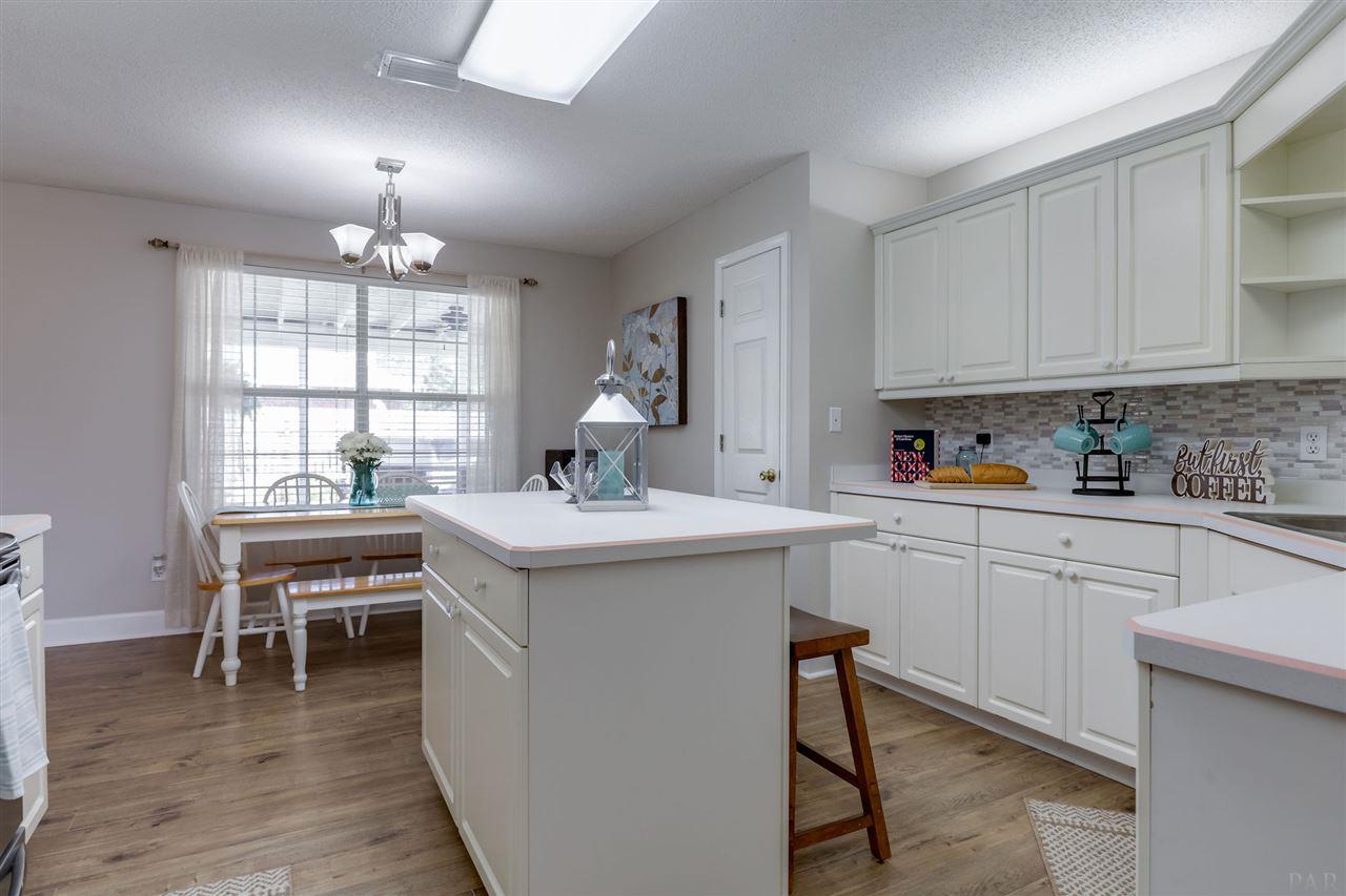 874 Ridge View Drive Pensacola, FL 32514 - Photo 14 of 40 Gallery Image 14
