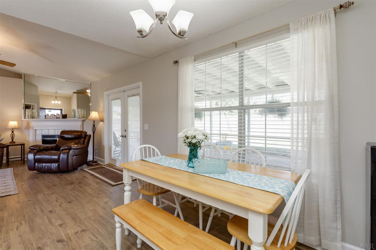 874 Ridge View Drive Pensacola, FL 32514 - Photo 10 of 40 Gallery Image 10