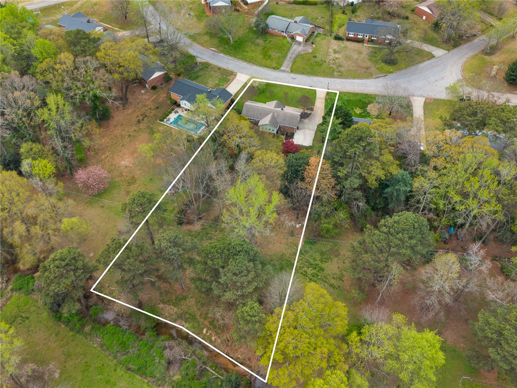 1403 Hanover Road Anderson, SC 29621 - Photo 39 of 40 This expansive property features a welcoming residence with a refreshing pool.