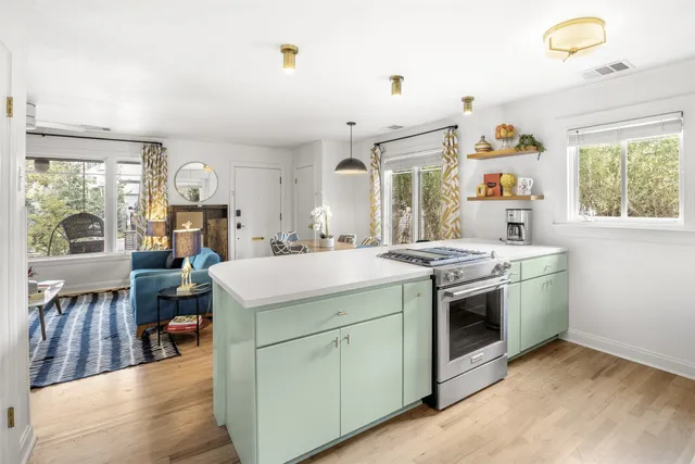 $5,000 | 909 Shelley Avenue, Austin, TX 78703