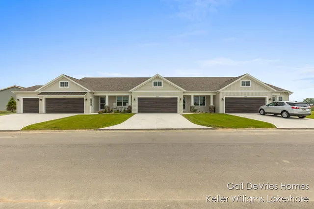 $409,000 | 4494 Meadow Pond Way, Unit 68, Hamilton, MI 49419