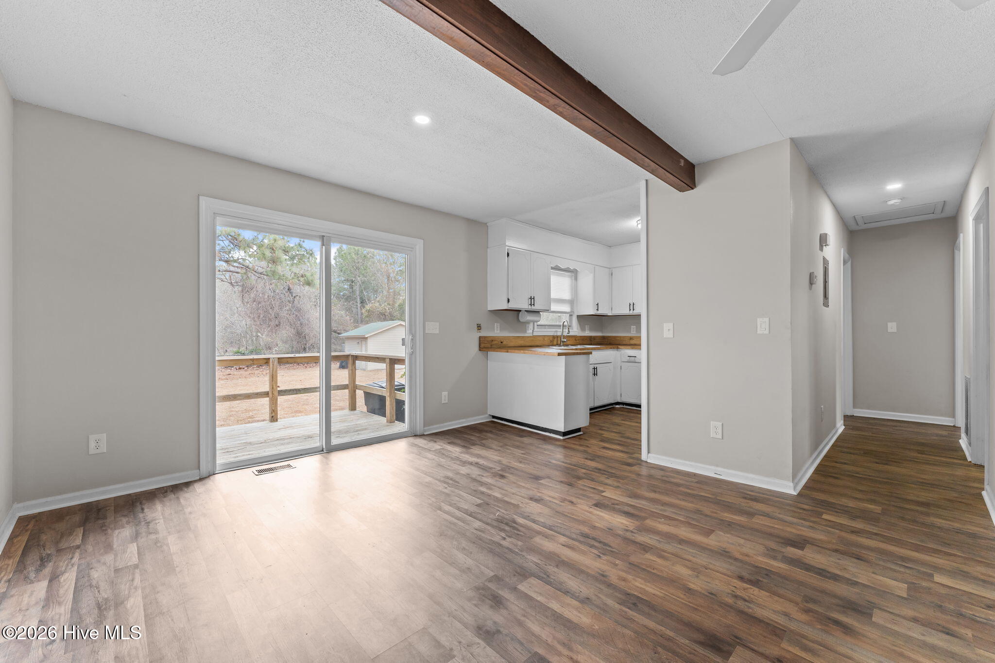 284 R Robert Sands Road, Unit 286 Aberdeen, NC 28315 - Photo 7 of 23 7-web-or-mls-DSC06659