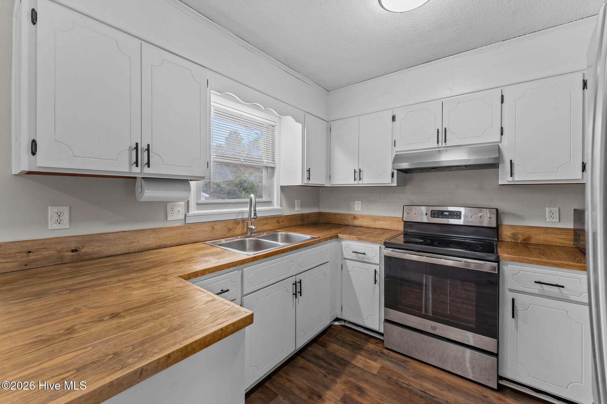 284 R Robert Sands Road, Unit 286 Aberdeen, NC 28315 - Photo 10 of 23 17-web-or-mls-DSC06701