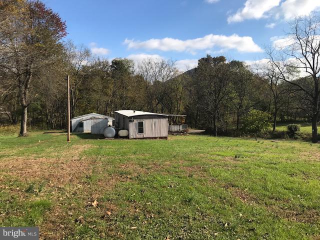 425 Buffalo Creek Road Newport, PA 17074 - Photo 3 of 10 Gallery Image 3