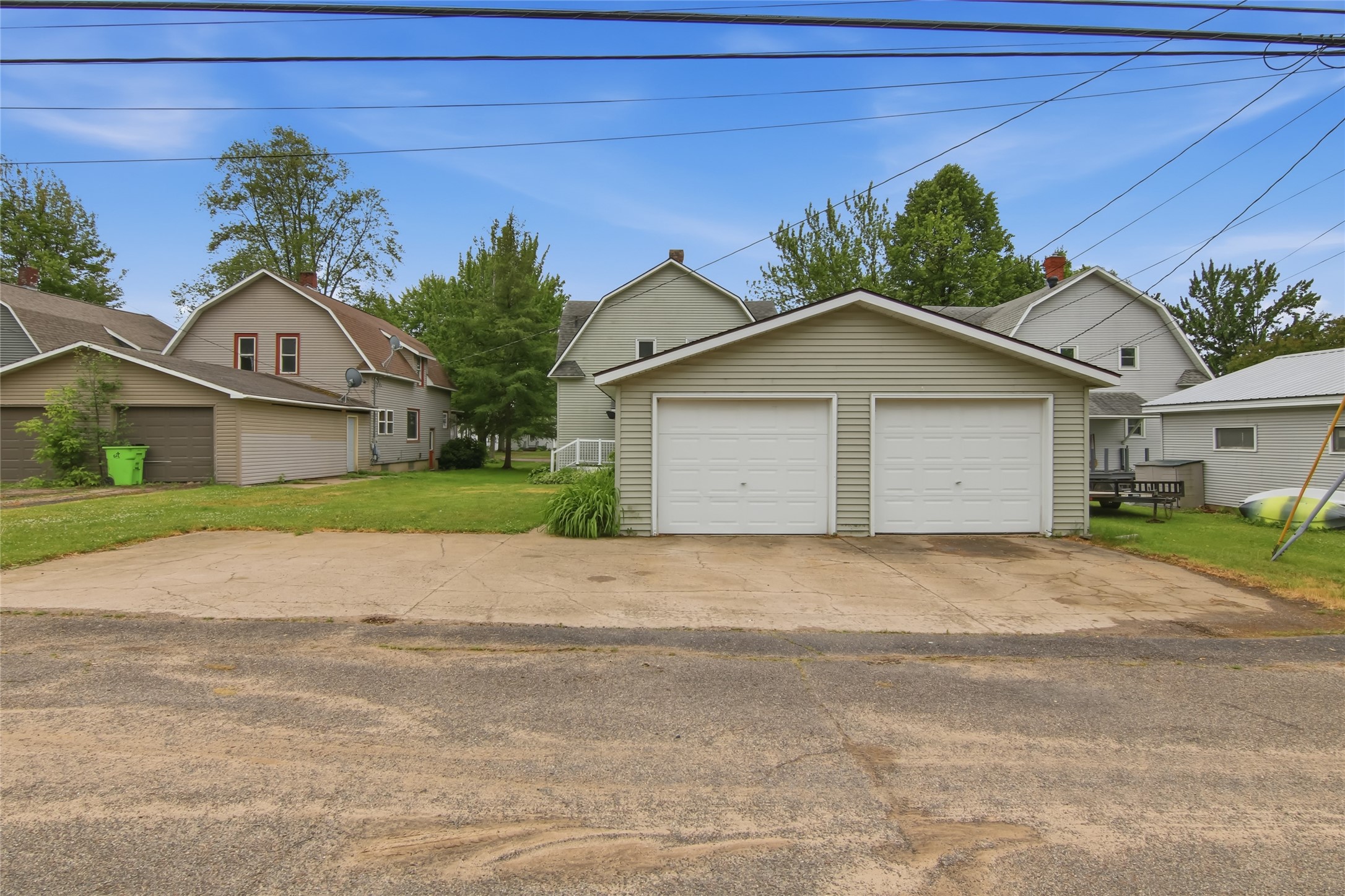616 Main Street Cornell, WI 54732 - Photo 3 of 35