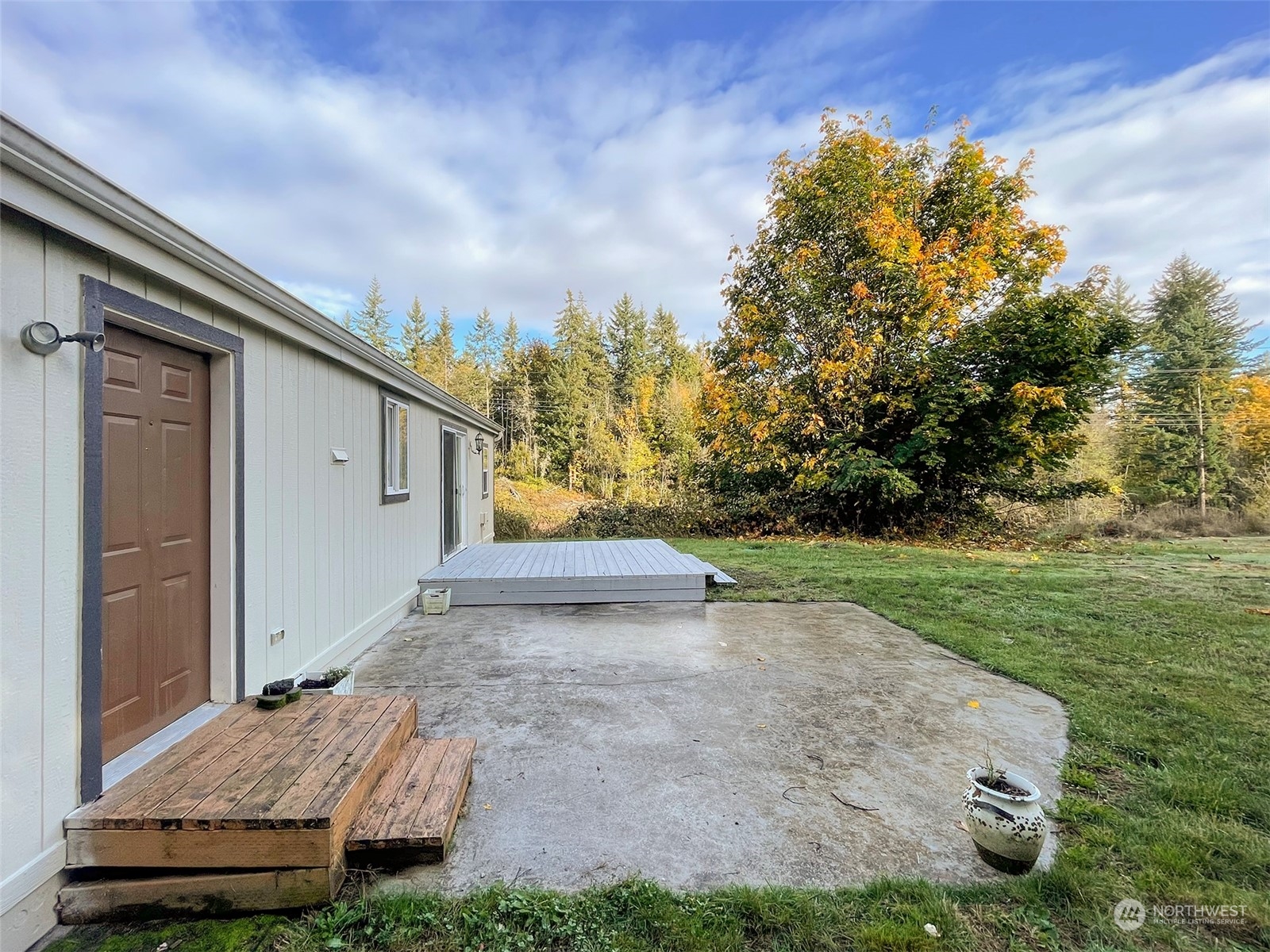 626 Pearce Road Port Angeles, WA 98362 - Photo 26 of 37 Gallery Image 26