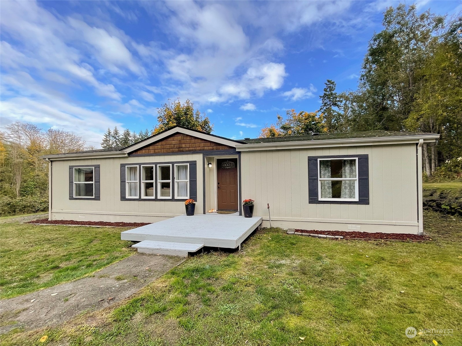 626 Pearce Road Port Angeles, WA 98362 - Photo 33 of 37 Gallery Image 33
