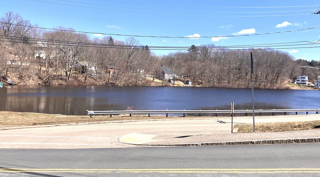 42 Maple Street Spencer, MA 01562 - Photo 1 of 40