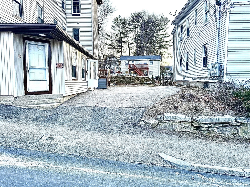 42 Maple Street Spencer, MA 01562 - Photo 3 of 40