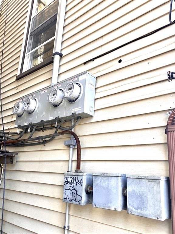 42 Maple Street Spencer, MA 01562 - Photo 8 of 40