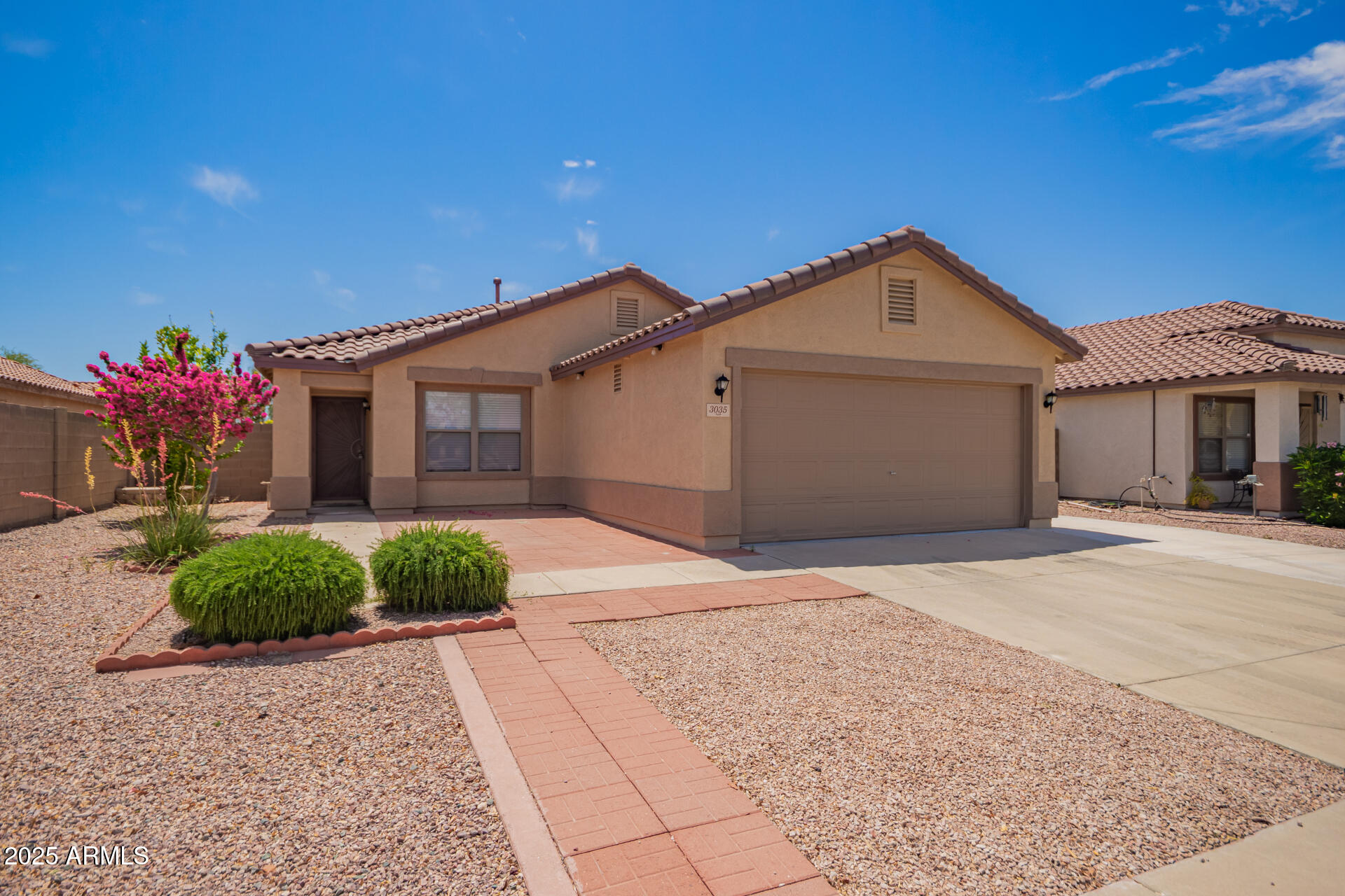 3035 West Roberta Drive Phoenix, AZ 85083 - Photo 2 of 31 0003-03 - Range Mule