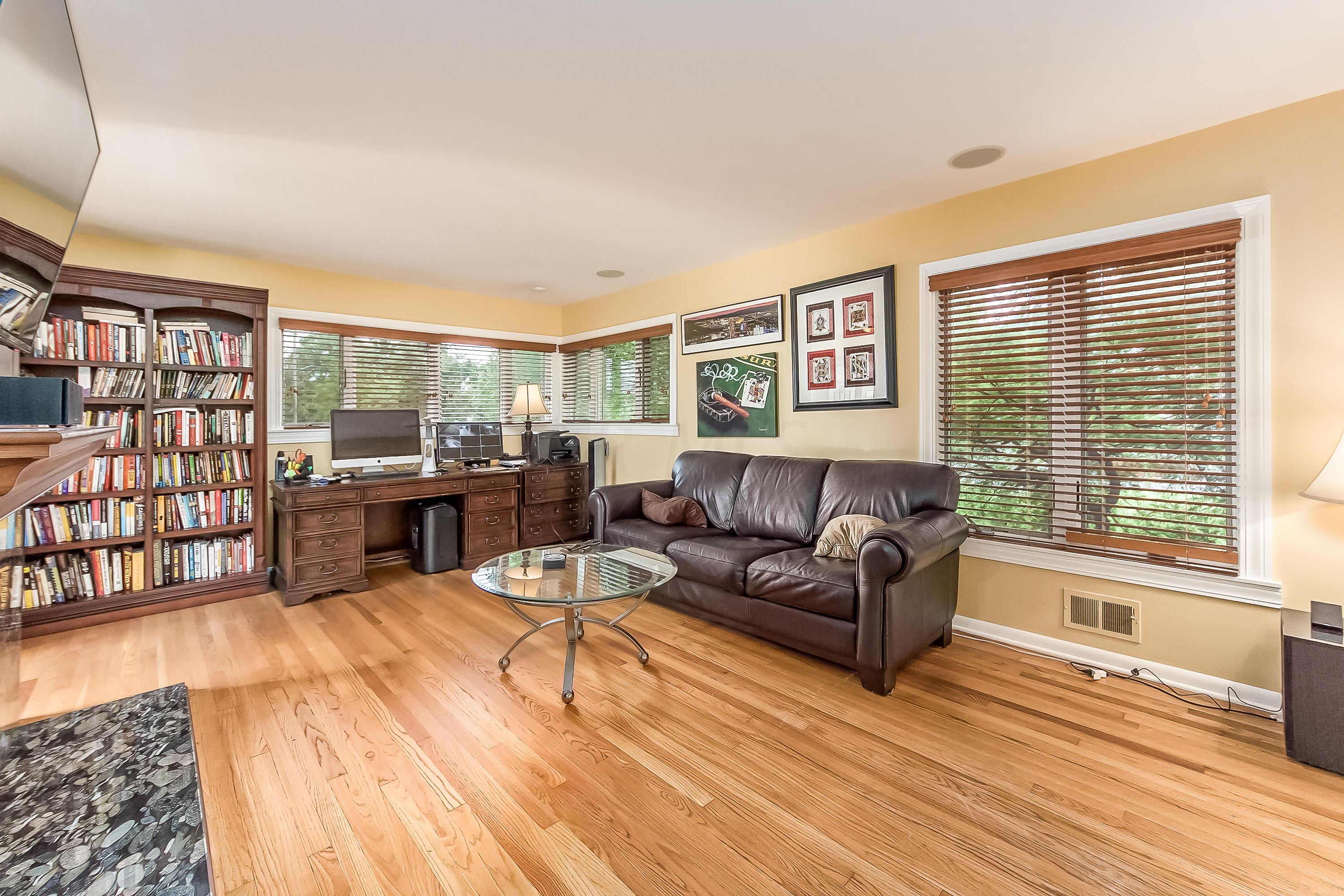 10 Northridge Road Columbus, OH 43214 - Photo 11 of 30 Gallery Image 11