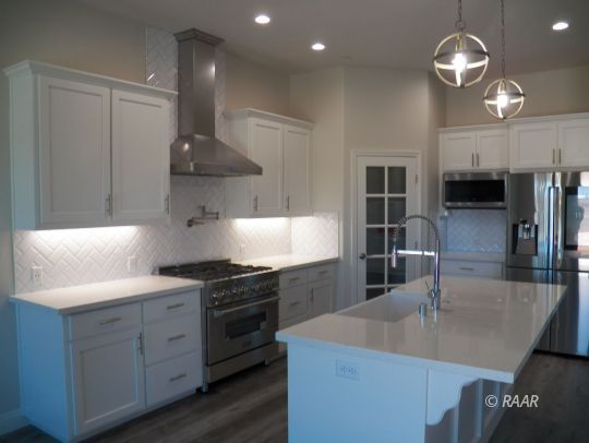 100 Rainshadow Court Ridgecrest, CA 93555 - Photo 5 of 23 Gallery Image 5