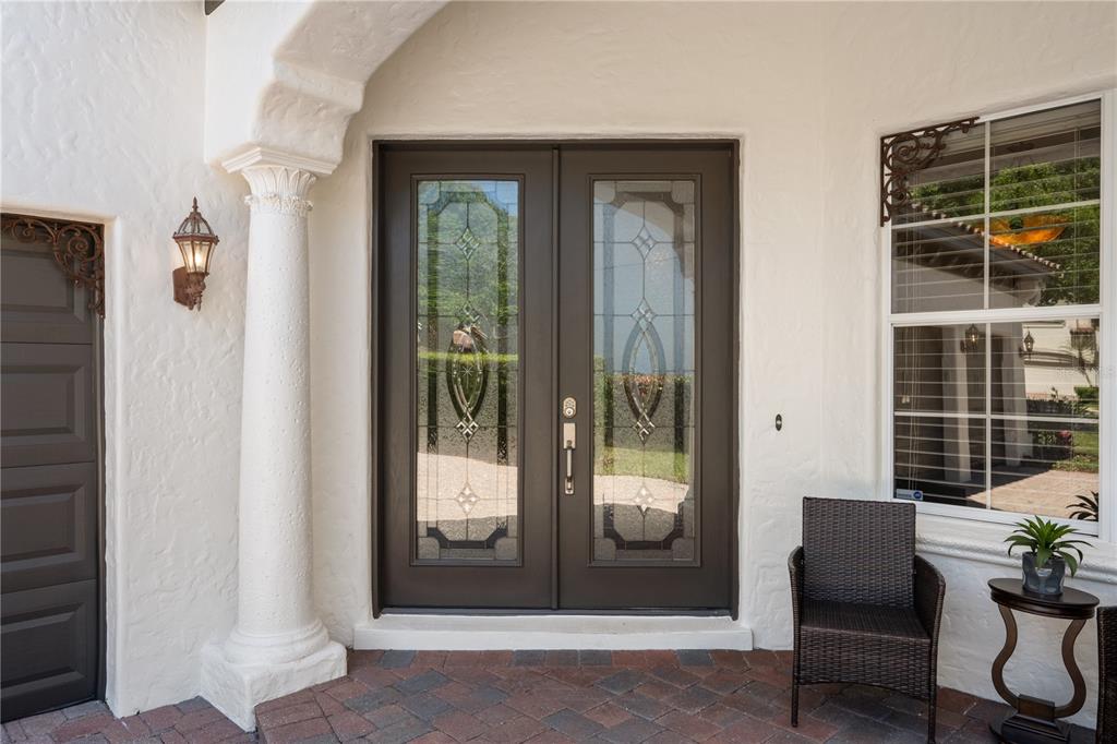 8119 Vía Rosa Orlando, FL 32836 - Photo 60 of 62 a view of a livingroom with furniture and front door