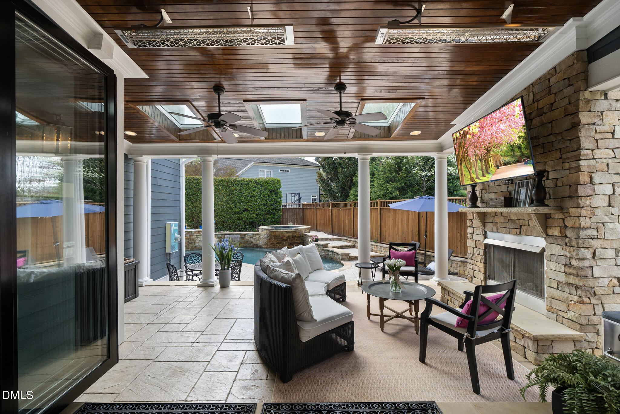 9329 Carlswood Court Raleigh, NC 27613 - Photo 37 of 73 DSC01107