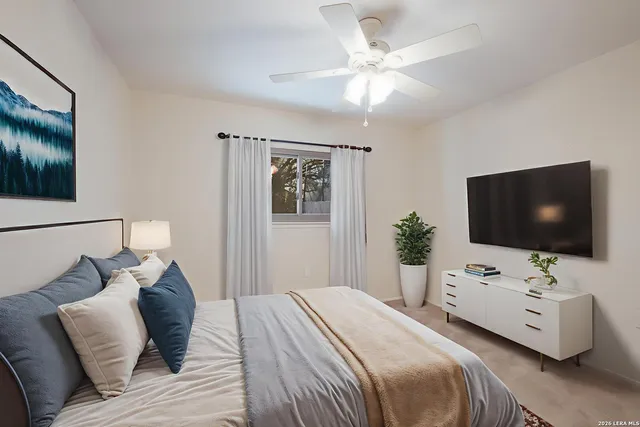 $305,000 | 16314 Falcon Hill Street, San Antonio, TX 78247