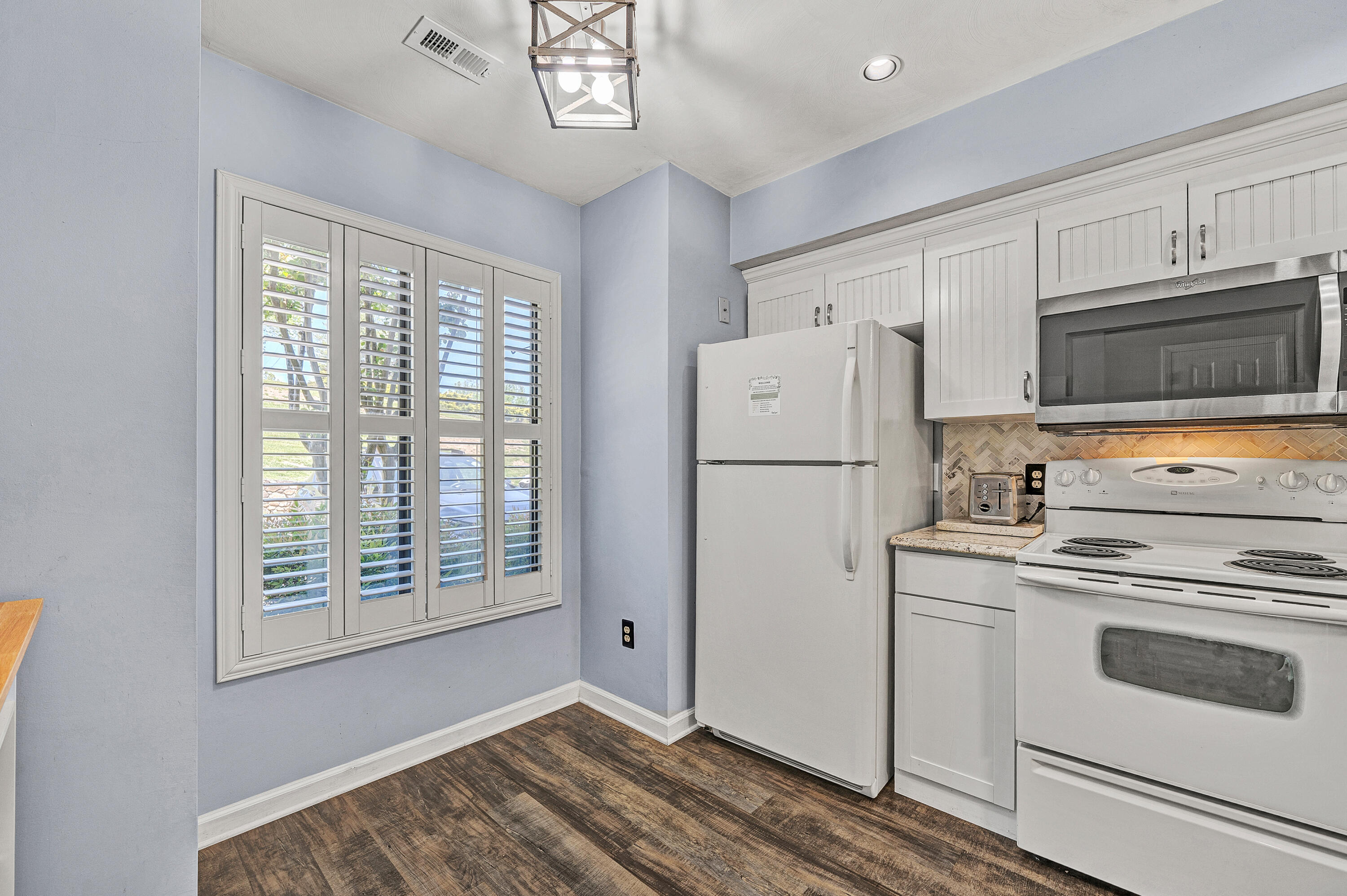 501 Harbor Ridge Drive Goodview, VA 24095 - Photo 4 of 40 05-SGP-00061