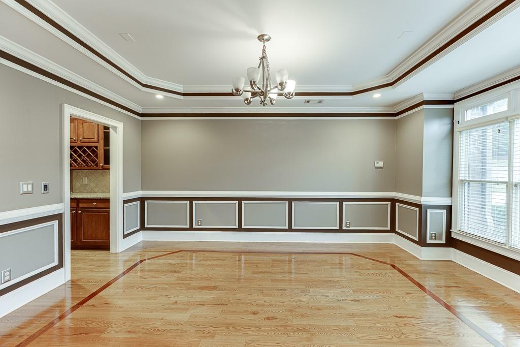 940 Chateau Forest Road Hoschton, GA 30548 - Photo 6 of 87