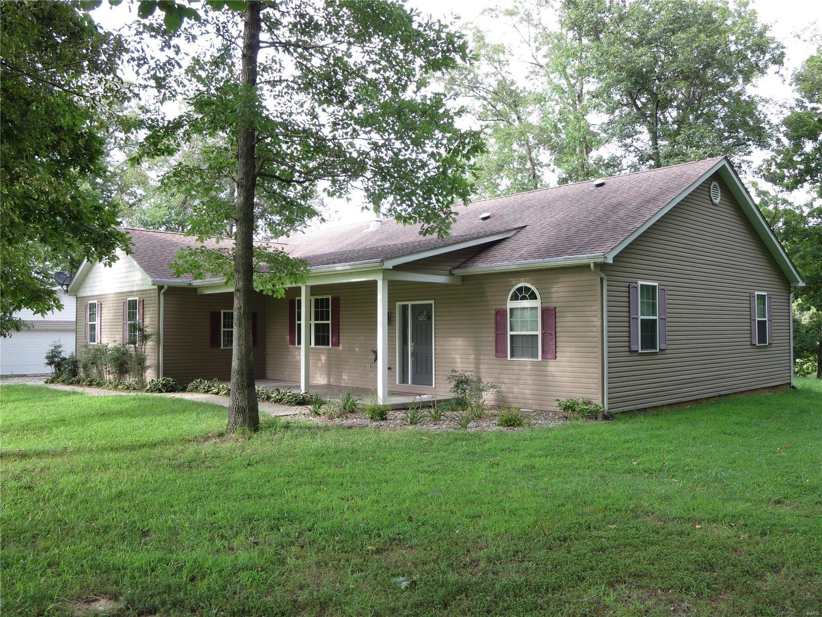 11738 Paulton Road Pittsburg, IL 62974 - Photo 1 of 53
