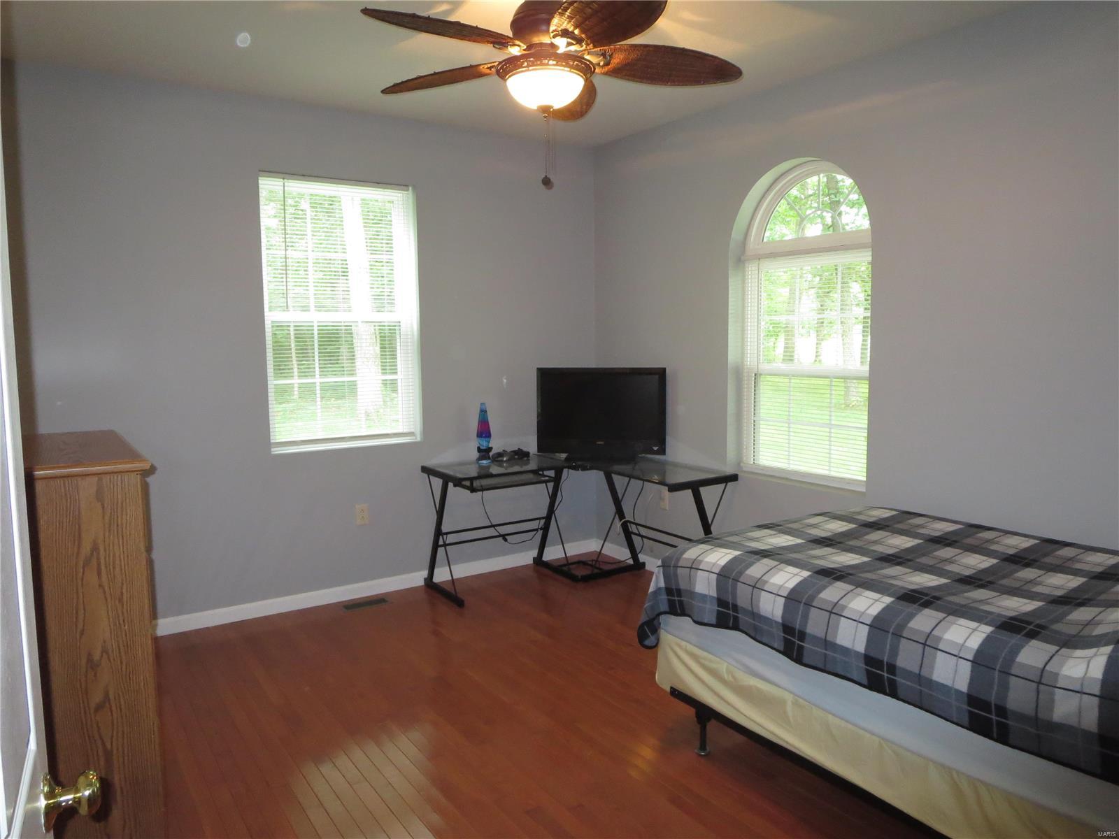 11738 Paulton Road Pittsburg, IL 62974 - Photo 16 of 53