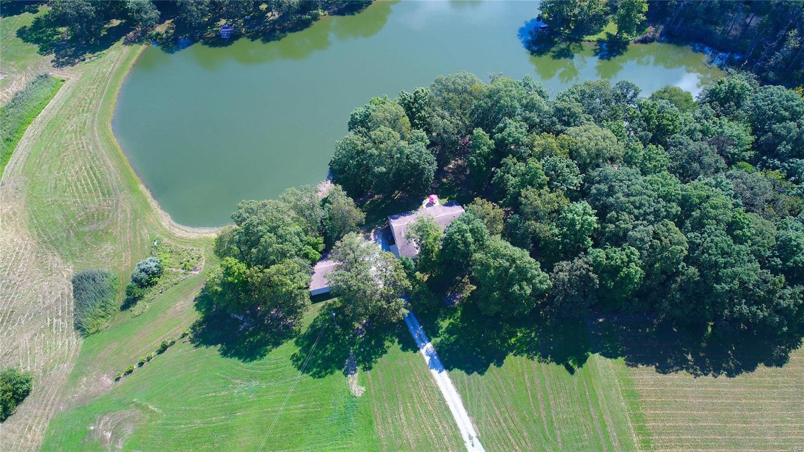 11738 Paulton Road Pittsburg, IL 62974 - Photo 32 of 53
