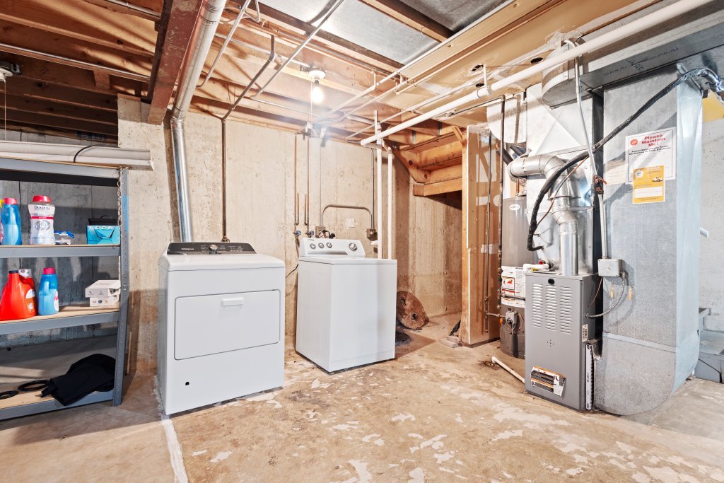 798 Burning Trail Carol Stream, IL 60188 - Photo 24 of 40 a view of storage and utility room with closet