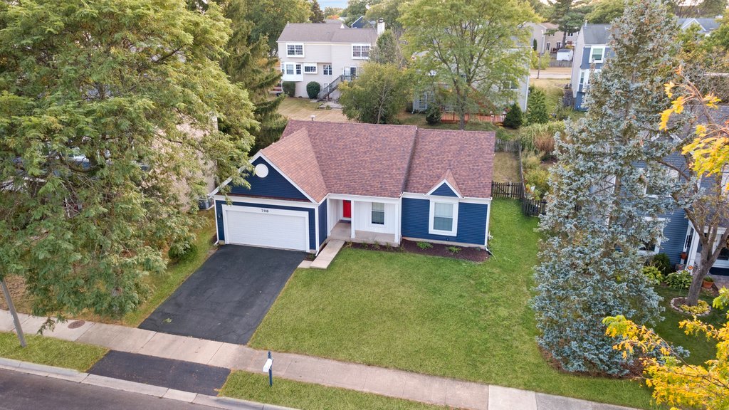 798 Burning Trail Carol Stream, IL 60188 - Photo 40 of 40 a aerial view of a house with garden
