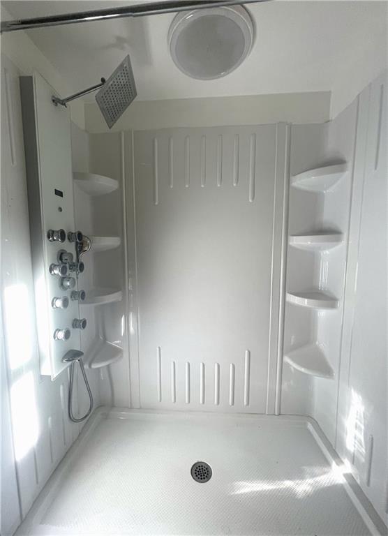 323 Hancock Street Pittsburgh, PA 15219 - Photo 19 of 41 a bathroom with a sink and a mirror