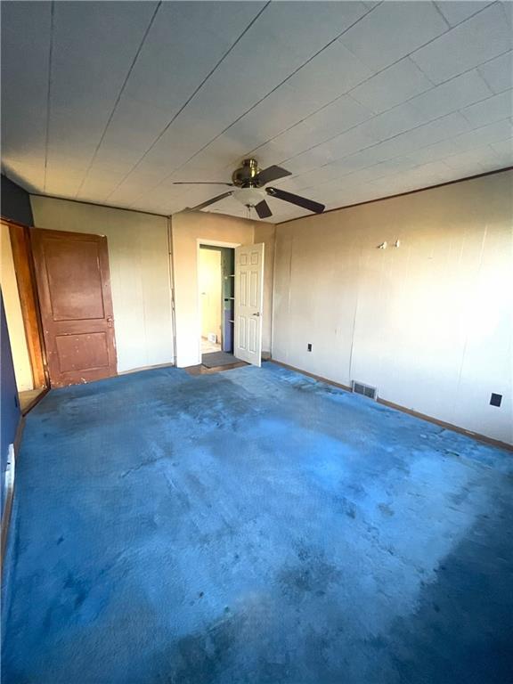 323 Hancock Street Pittsburgh, PA 15219 - Photo 23 of 41 an empty room with windows and fan