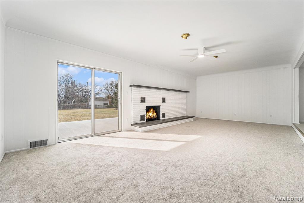 27235 Bunert Road Warren, MI 48088 - Photo 14 of 23