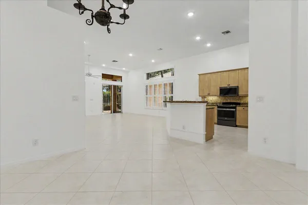 $4,250 | 10126 Armani Drive, Boynton Beach, FL 33437
