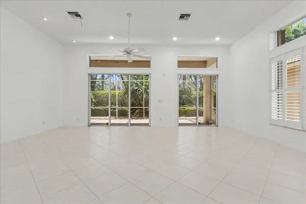 $4,250 | 10126 Armani Drive, Boynton Beach, FL 33437